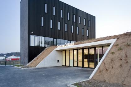 Be Pictures / Label Architecture