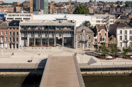Charleroi, Quai 10 et quais de Sambre